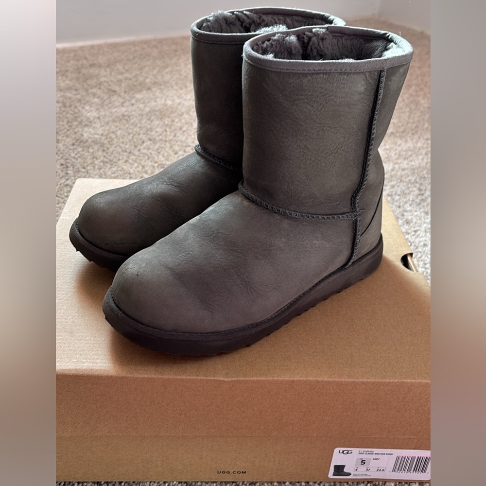 UGG Australia Kids Short Weatherproof Boot